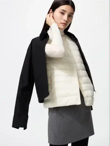 UNIQLO 다운 베스트 M 화이트