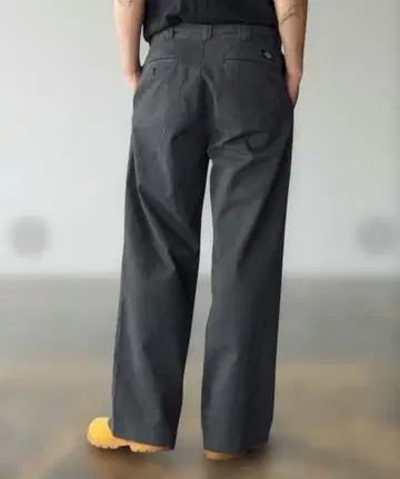 Dickies x monkey time 가먼트 다이 트윌 배기 팬츠