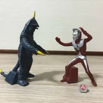 HG 울트라맨 울트라맨 타로 VS 개조 벰스타 세트