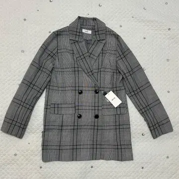 [ 미사용 새상품 ] AKTE 더블 버튼 자켓