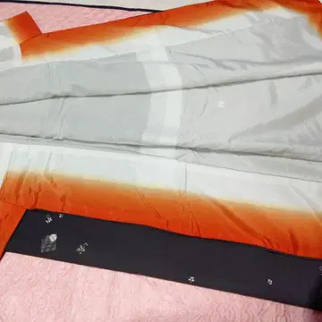 세탁 가능한 코몬. 먹색입니다