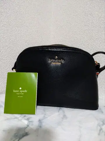 [ kate spade ] 블랙 숄더백 새상품급 다양하게 활용 가능