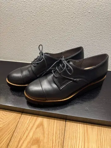 ing 가죽 신발 23cm