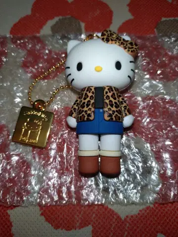 새상품 키티 헬로키티전 시크릿 마스코트 참 A 레오파드 무늬