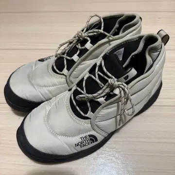 THE NORTH FACE 방수 부츠 화이트