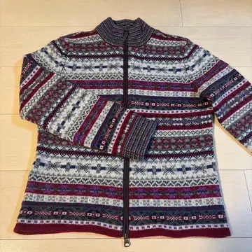 SCAPA 노르딕 무늬 지퍼 스웨터