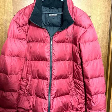 FIRST DOWN 빨간색