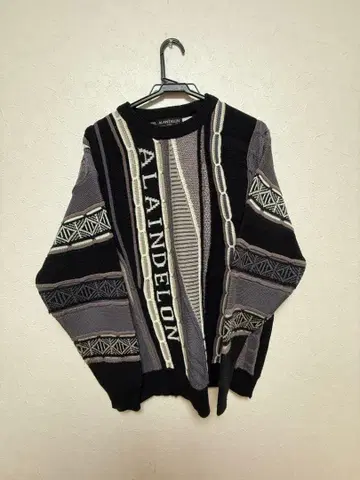 ALAIN DELON 기하학 패턴 니트 스웨터 L 사이즈