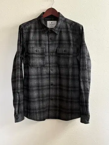 [ 새상품 ] 울리치 데드스탁 다크 체크 울 M-L 미사용