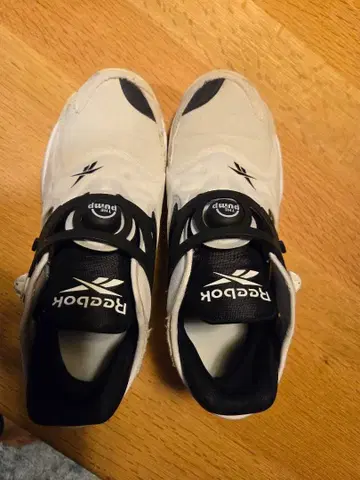 리복 스니커즈 화이트/블랙