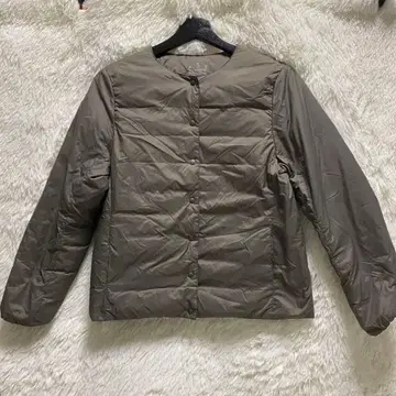 새상품급 무인양품 경량 다운 포켓터블 노카라 자켓 다운 자켓 M
