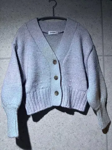 SNIDEL 두꺼운 원단 숏 기장 라이트 그레이 가디건 프리 사이즈