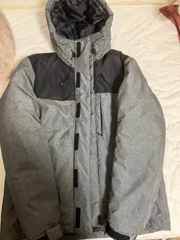 라이트 그레이 다운 자켓 사이즈 S 후드 부착