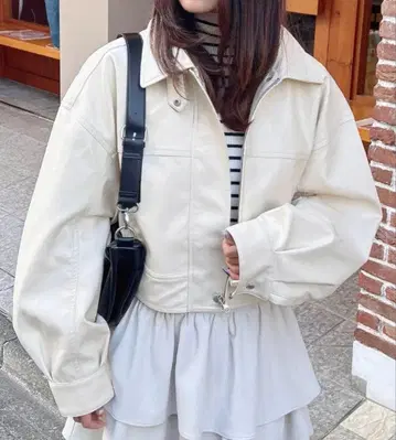 INGNI 인조 가죽 숏 블루종