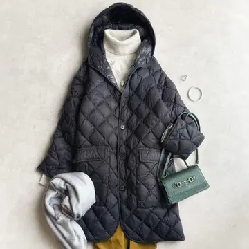 새상품급 Gymphlex/퀼팅 다운 자켓 블랙 블랙 루즈핏