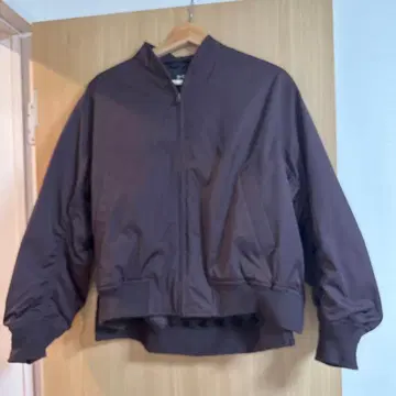 유니클로 사이드척 MA1 L XL