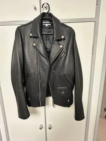 BEAUTY&YOUTH 블랙 가죽 더블 라이더스 S