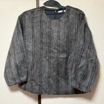 KBF 택 포함 새상품 상의 풀오버 샤기 스트라이프