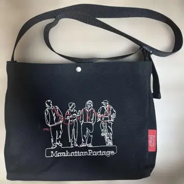 맨하탄 포티지 숄더백 1993년 디자인