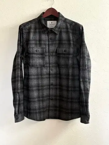 [ 새상품 ] 울리치 데드스탁 다크 체크 울 M-L 미사용