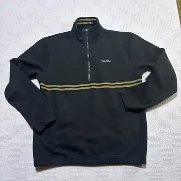VOLCOM 하프 지퍼 아노락 스웨트 셔츠 L 사이즈 블랙
