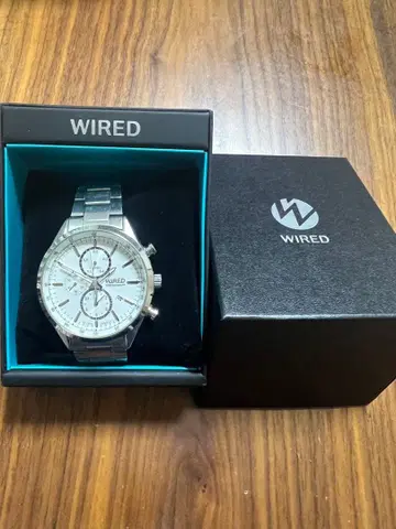 WIRED 쿼츠 손목시계 실버