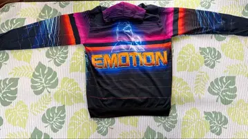 VIDESTA EMOTION 후드티(XL)