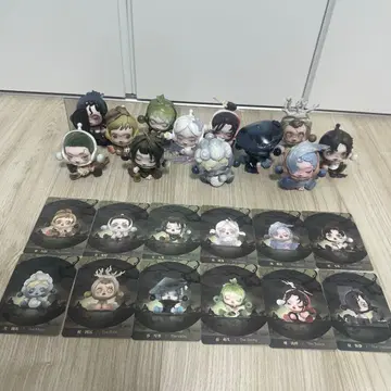 SKULLPANDA The Ink Plum Blossom POPMART