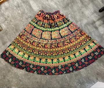 에스닉 패턴 플레어 스커트