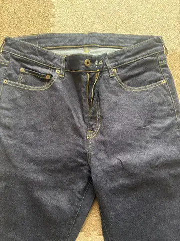 일본제 다크 블루 슬림핏 데님