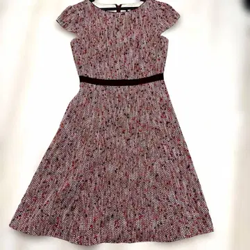 TOCCA 슬리브리스 플레어 원피스 클리닝 완료