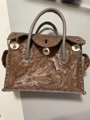 그레이스 콘티넨탈 카본