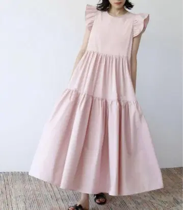 엘프 랭크 프릴 소매 티어드 플레어 롱 원피스