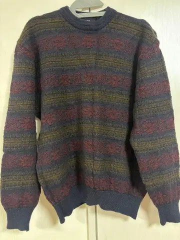 SHUTERN 스트라이프 패턴 니트 스웨터