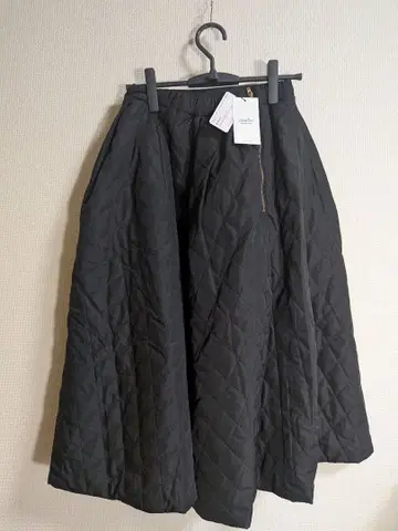 Zootie 블랙 퀼팅 스커트 축열 보온