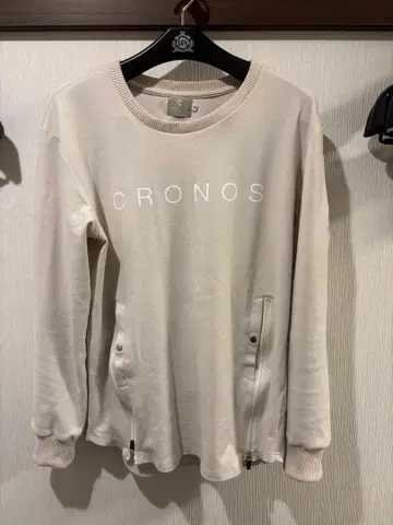 CRONOS 크로노스 베이지 맨투맨 S 사이즈
