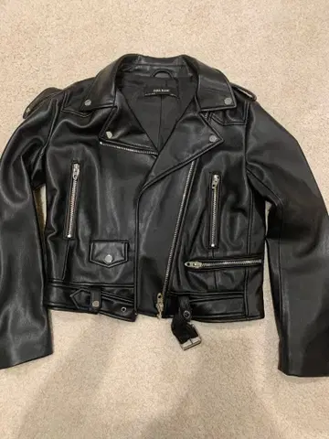 ZARA BASIC 블랙 가죽 라이더 자켓