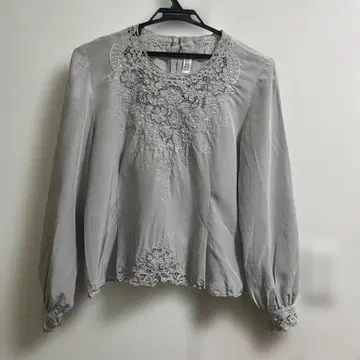 Merilene 실크 100% 그레이 레이스 긴팔 블라우스