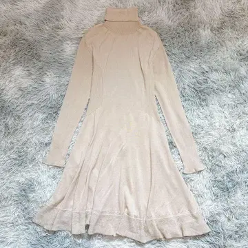 여성용 니트 원피스 터틀넥 M 무지 베이지 일본제