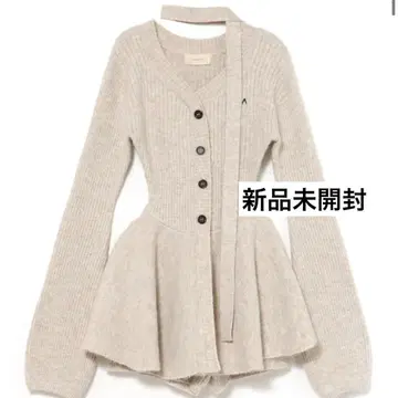 Dahlia 튜닉 세트업 베이지