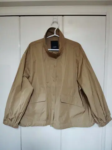 스튜디오 클립 나일론 스탠드 카라 블루종 베이지