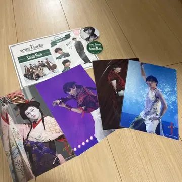 Snow Man 사진 세트 6장 + 캔뱃지 2개