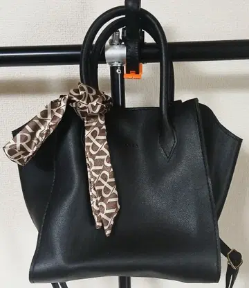 리엔다 15th Anniversary 부록 스카프 포함 스퀘어 백