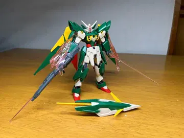 [단순 조립 완성품] 건담 페니체 리나시타 HG 1/144