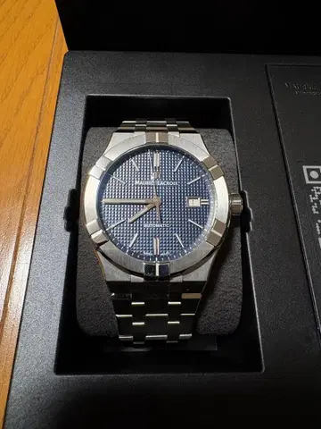 모리스라크로와 아이콘 오토매틱 42mm