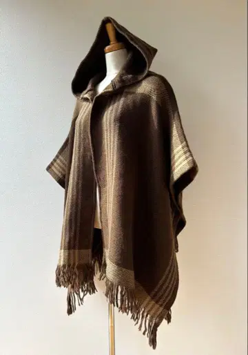 어나더 에디션 니트 판초 가디건