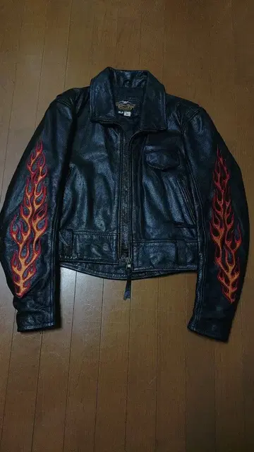 HARLEY DAVIDSON 가죽 자켓 프레임 자수