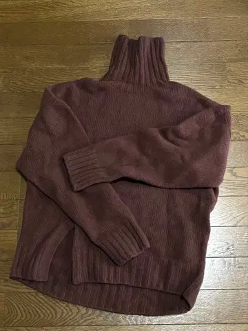 unitedtokyo 터틀넥 니트