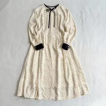 새상품급 매킨토시 철학 다이아 도트 프론트 리본 원피스 36