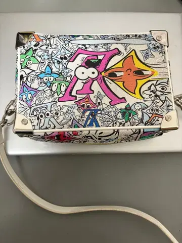 컬러풀 캐릭터 숄더백